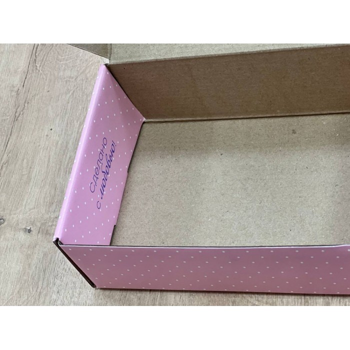 Элитная коробка разработана в премиальном стиле. Подарочная коробка с прозрачным окном "Шкатулка" Сладкая вата.